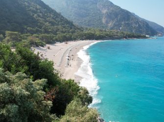 Fethiye Kıdrak Plajı 2025 Rehberi: Giriş Ücreti, Ulaşım ve En İyi Gün Batımı